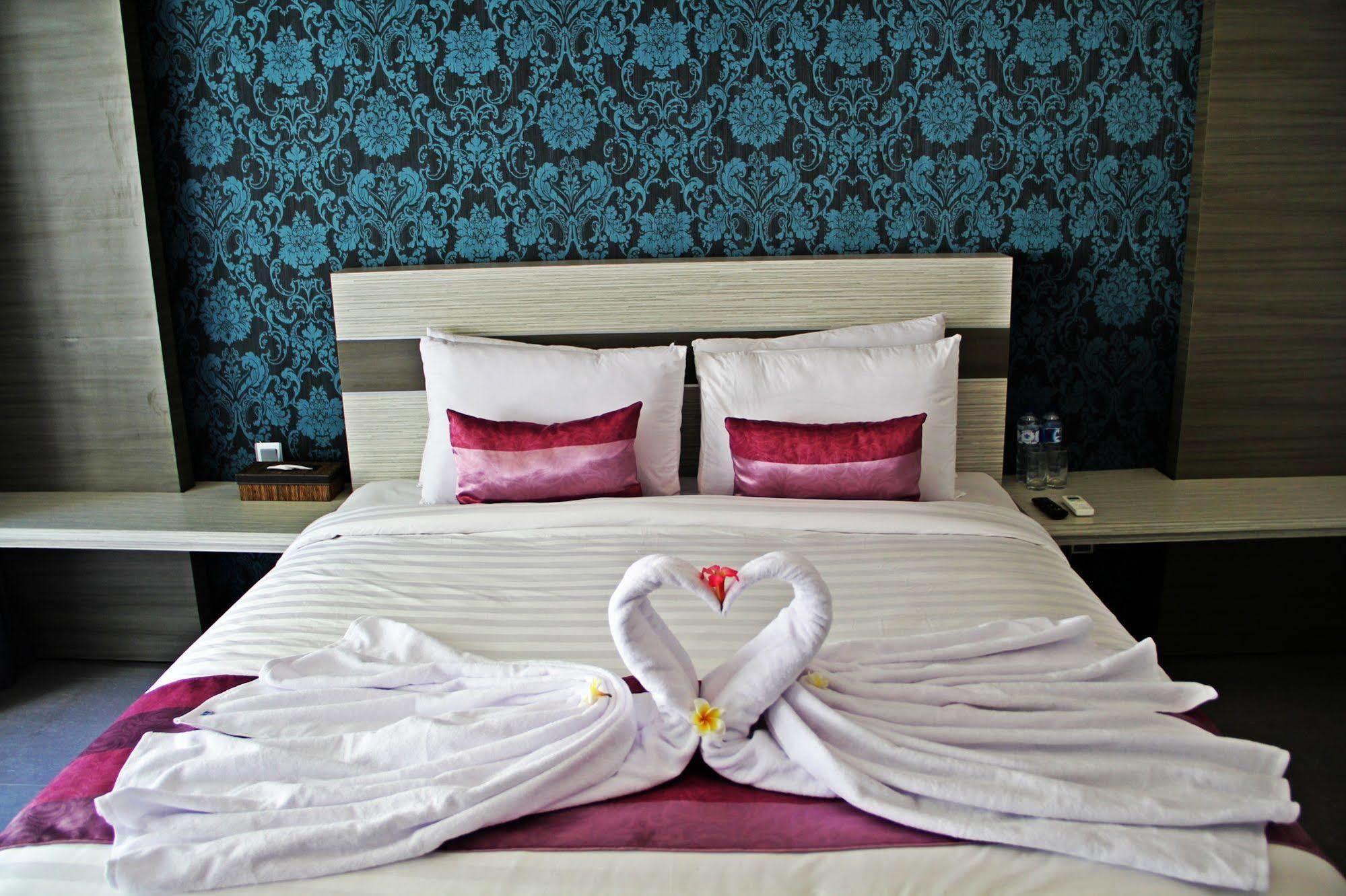 Transera Kamini Legian Hotel Eksteriør bilde