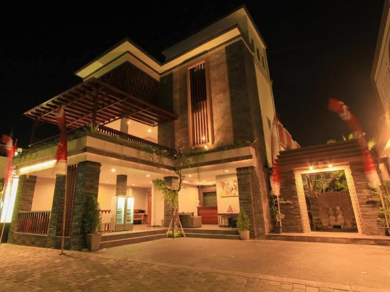 Transera Kamini Legian Hotel Eksteriør bilde
