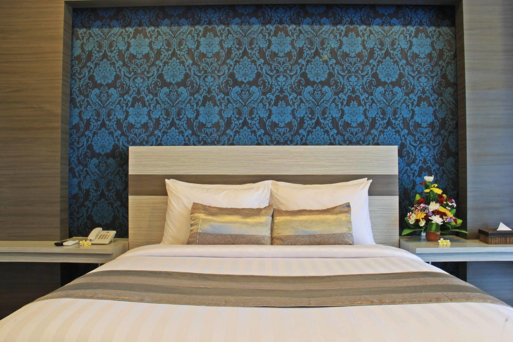 Transera Kamini Legian Hotel Eksteriør bilde