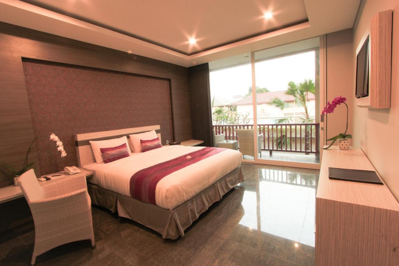 Transera Kamini Legian Hotel Eksteriør bilde